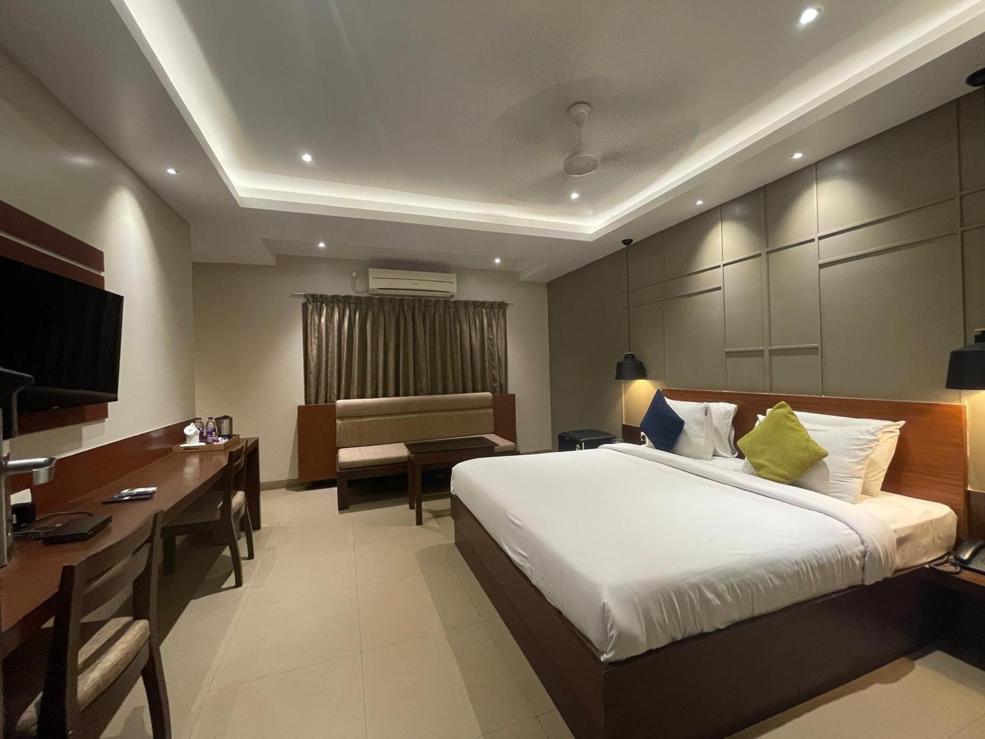 Hotel Five Elements Višákhapatnam Exteriér fotografie
